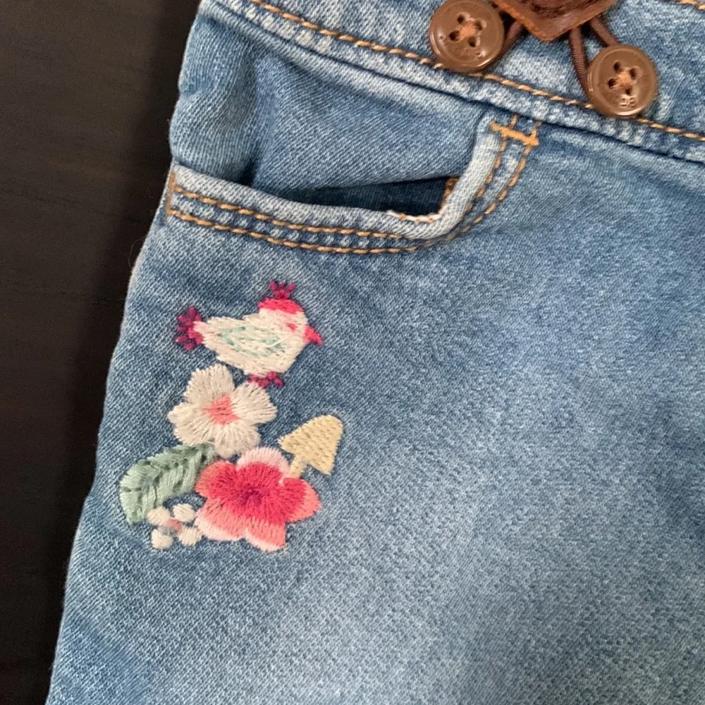 OshKosk B’Gosh Embroidered Detachable Suspender Jeans